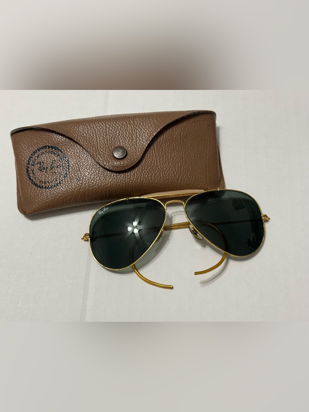 Vintage B&L Ray-Ban Outdoorsman Aviator
Sunglasses Gold Frame